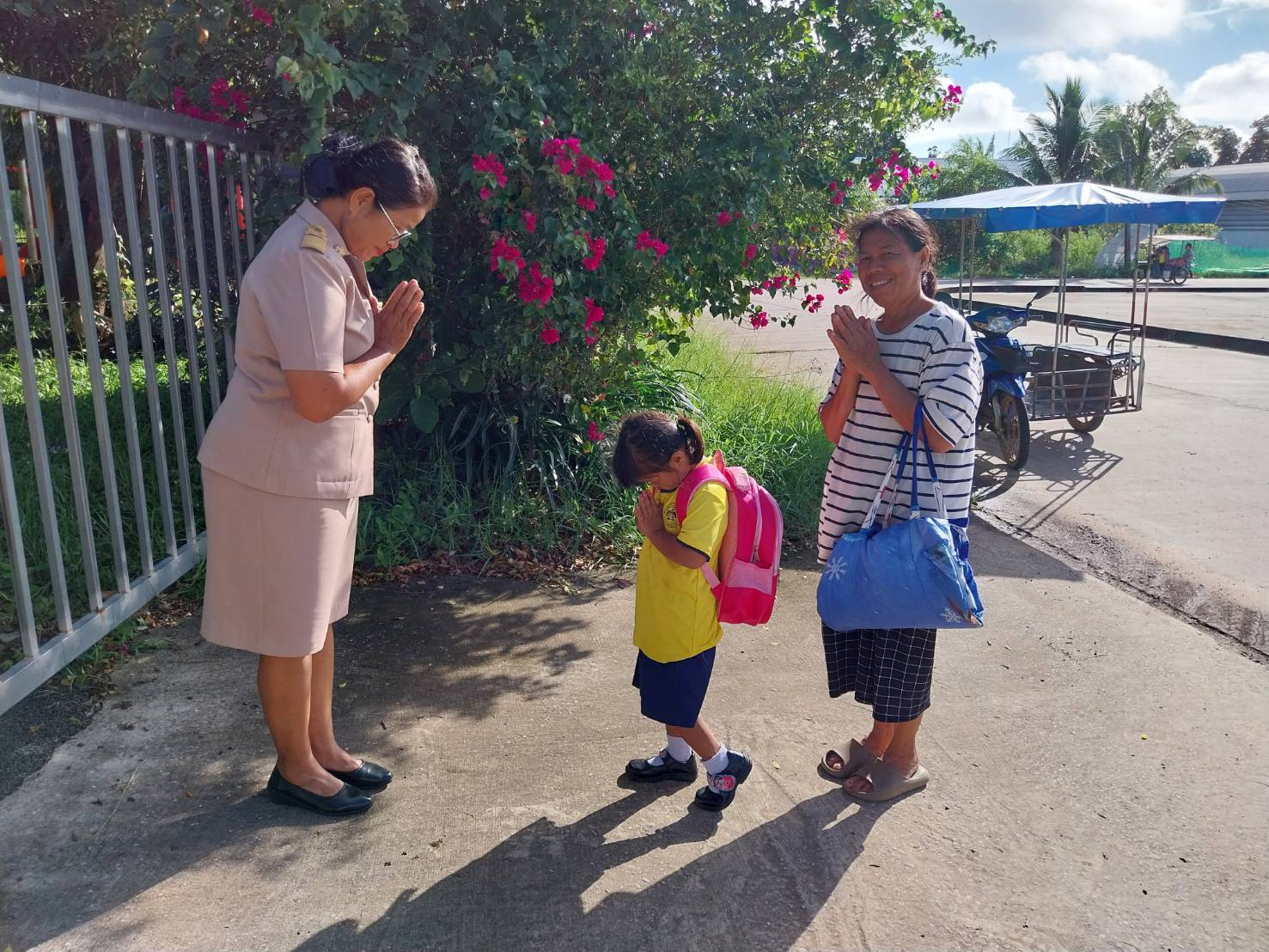การจัดประสบการณ์การเรียนรู้หน่วยที่ 20 อาชีพในชุมชน เรื่องที่ 1 ชื่ออาชีพในชุมชน