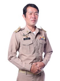 นายสมชัย อุทุม